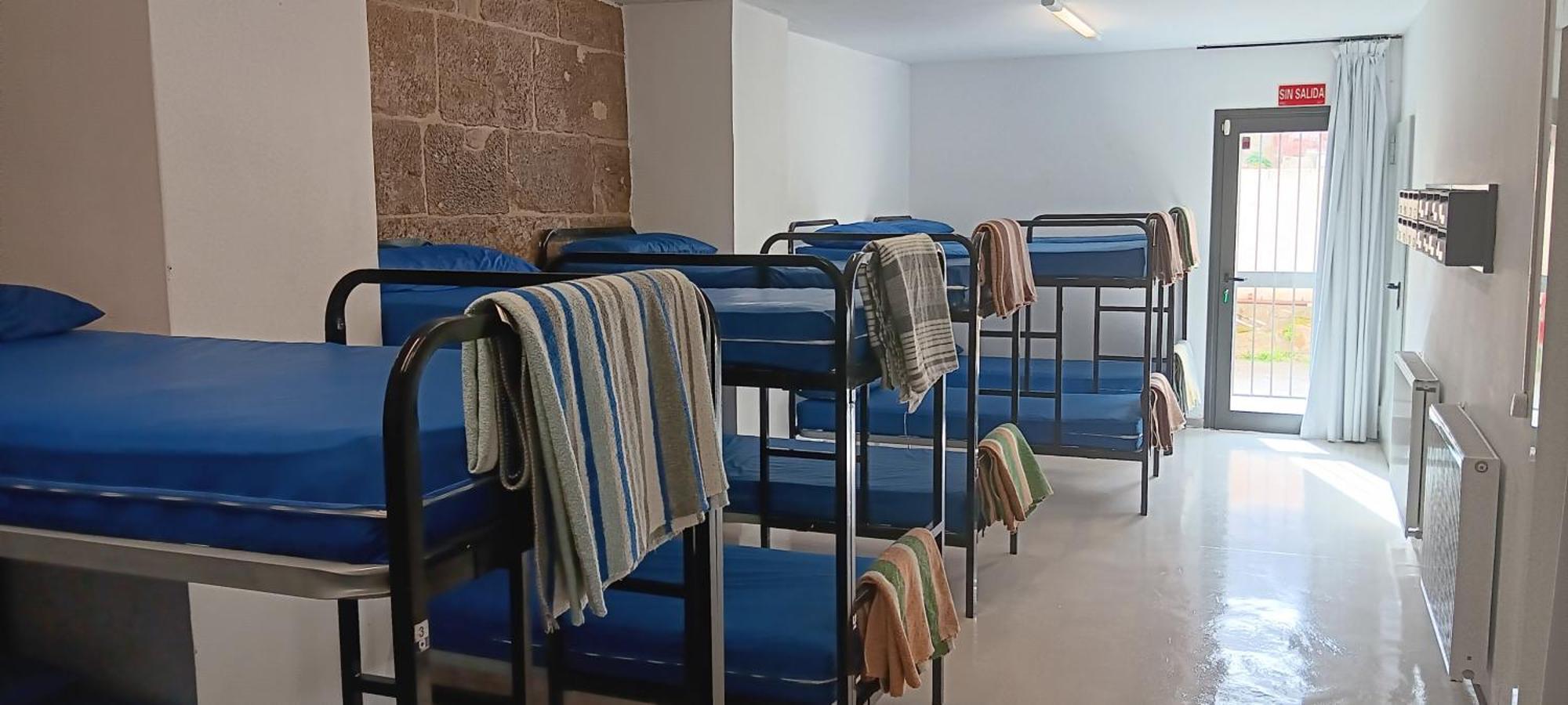 Albergue Santiago Apostol Логроньо Экстерьер фото